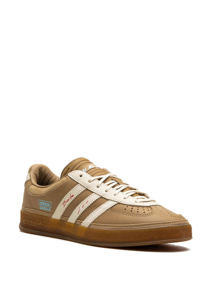BB x LM Gazelle Indor
